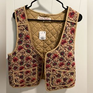 NWT free people Kenzie Quilted vest.